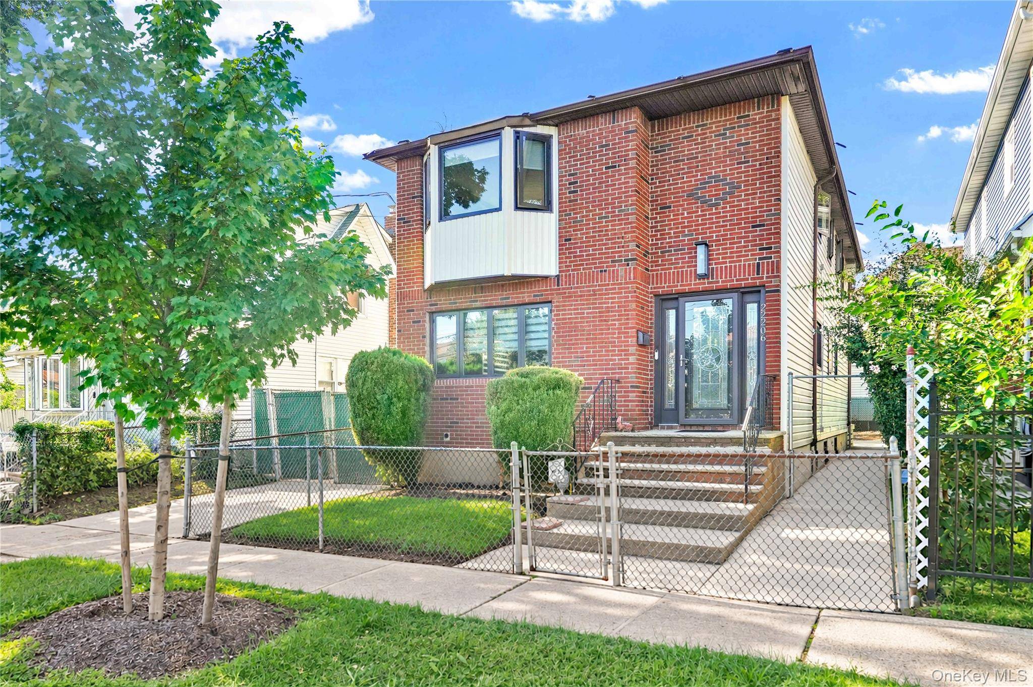 222-06 133rd AVE, Laurelton, NY 11413