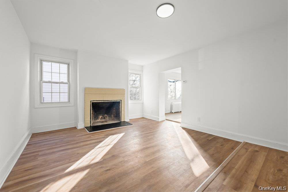 22 Chestnut PL, Mount Vernon, NY 10553