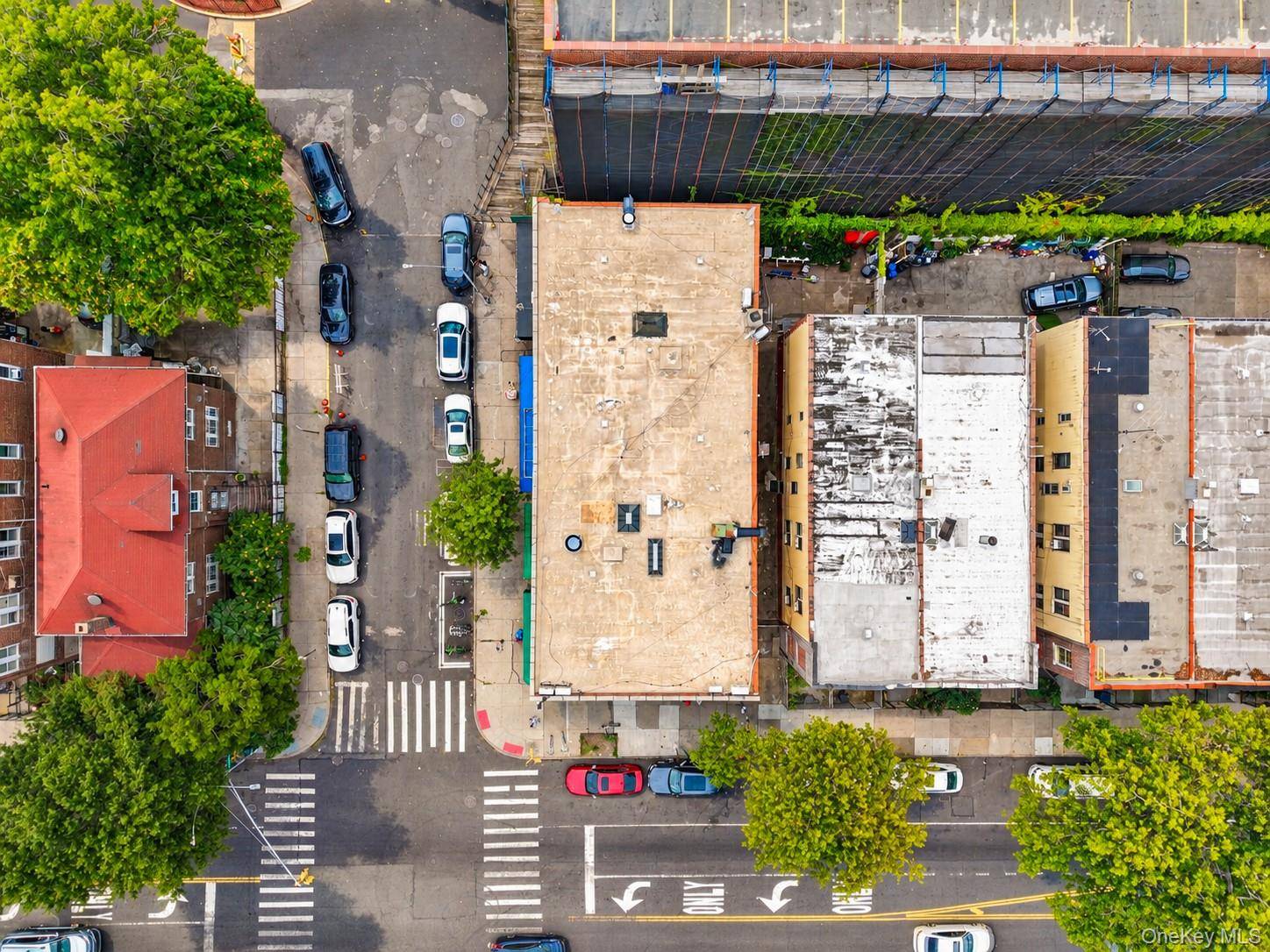 1476 White Plains RD, Bronx, NY 10462
