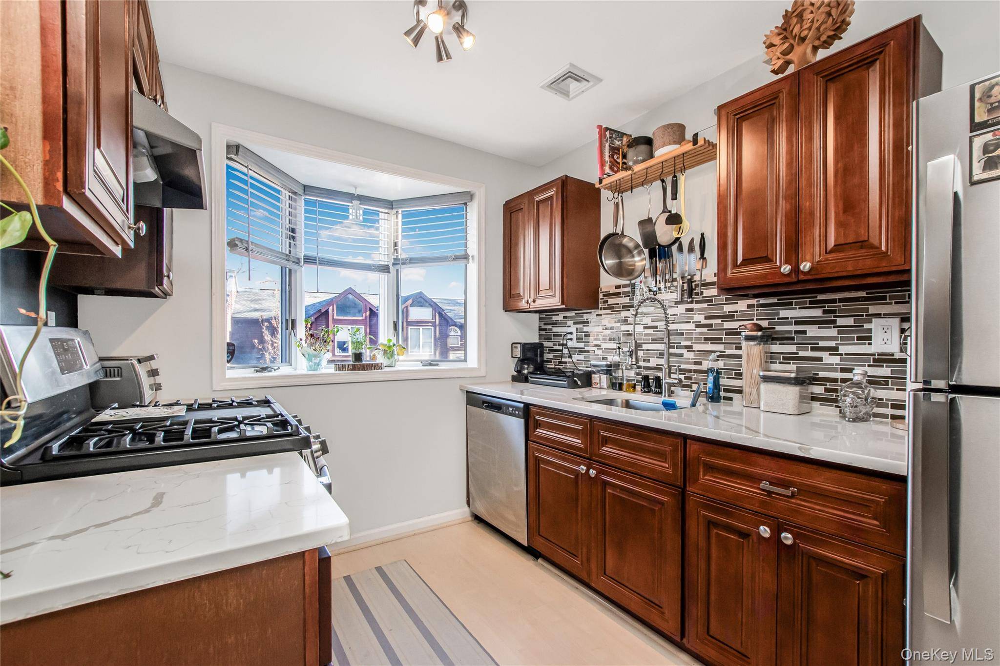 8 Davids LN, Ossining, NY 10562