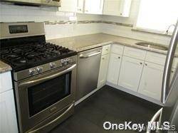 Address not disclosed, East Rockaway, NY 11518