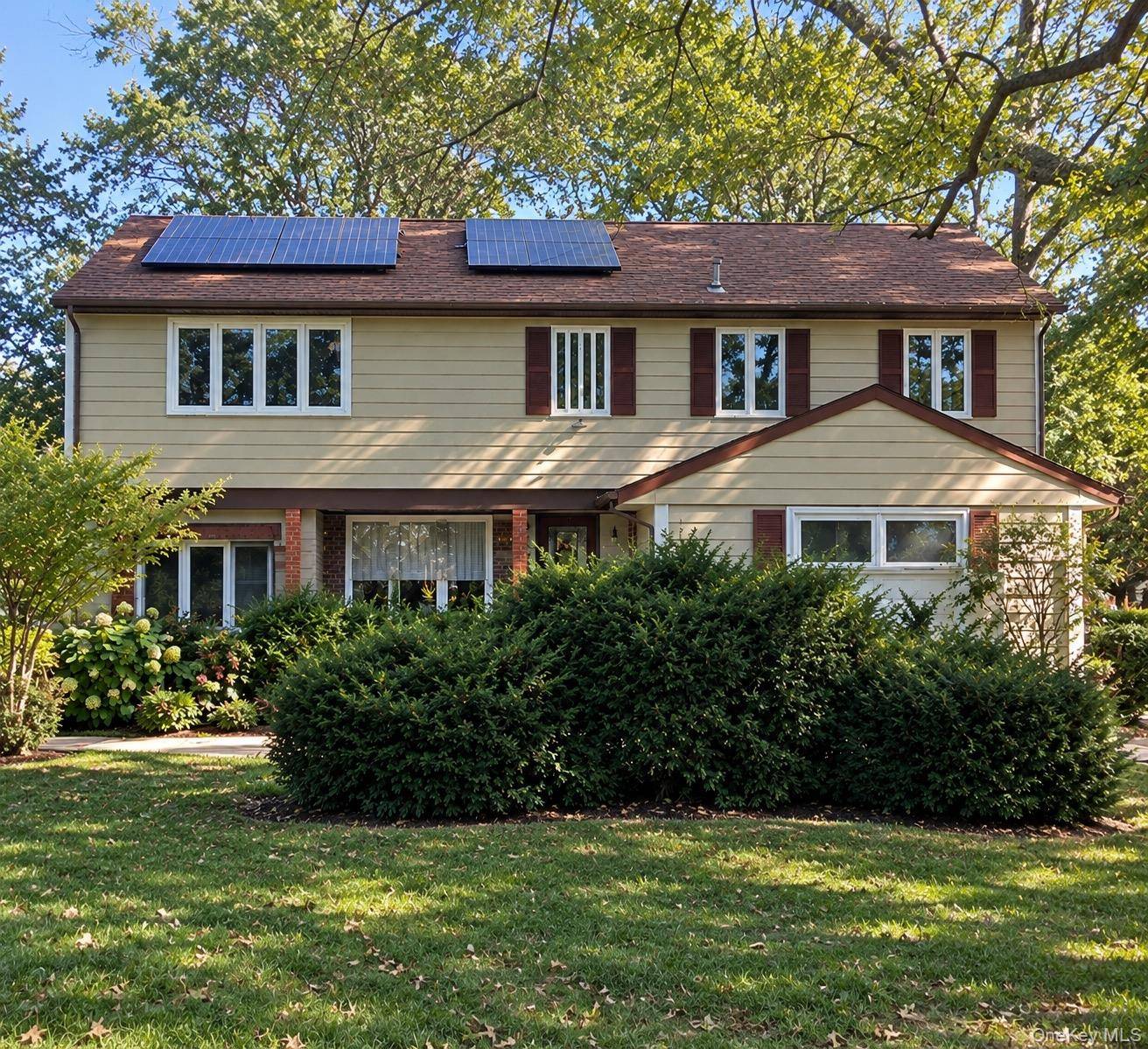 43 Horton ST, West Islip, NY 11795