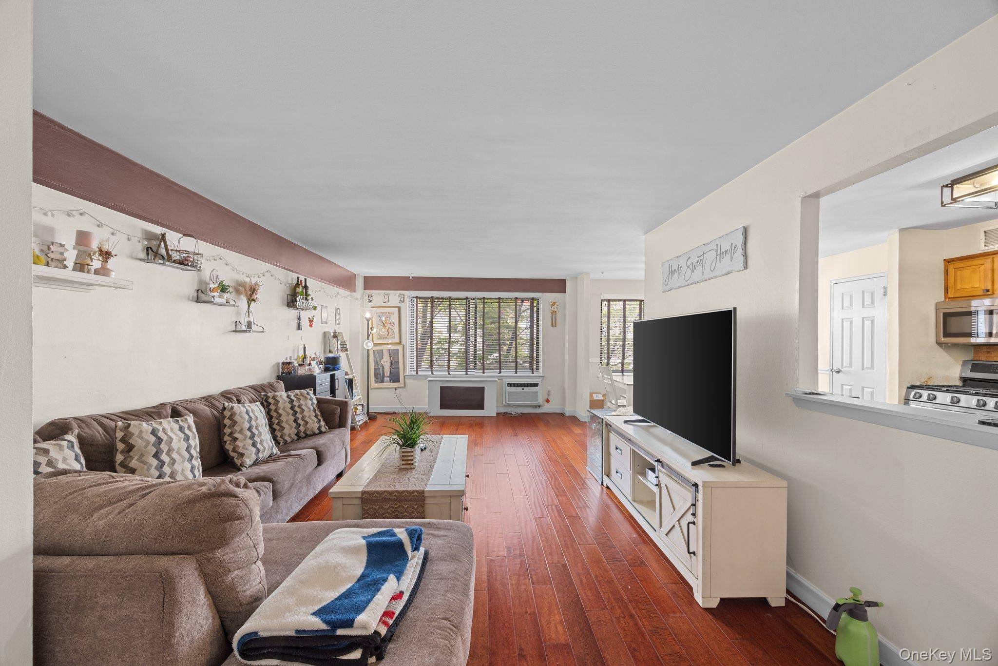 25 Lake ST #2E, White Plains, NY 10603