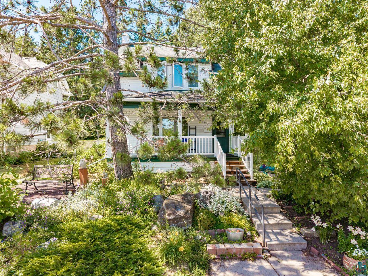 11 St. Louis Ct, Duluth, MN 55808