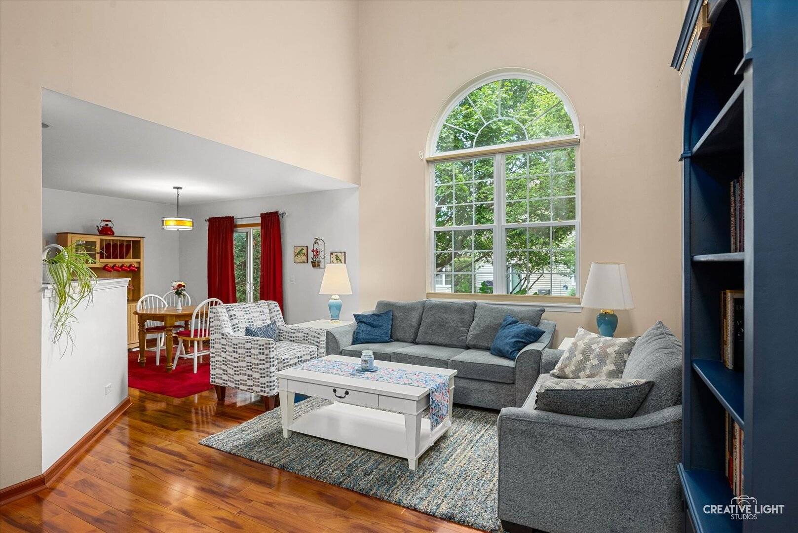 275 Capitol DR #B, Sugar Grove, IL 60554