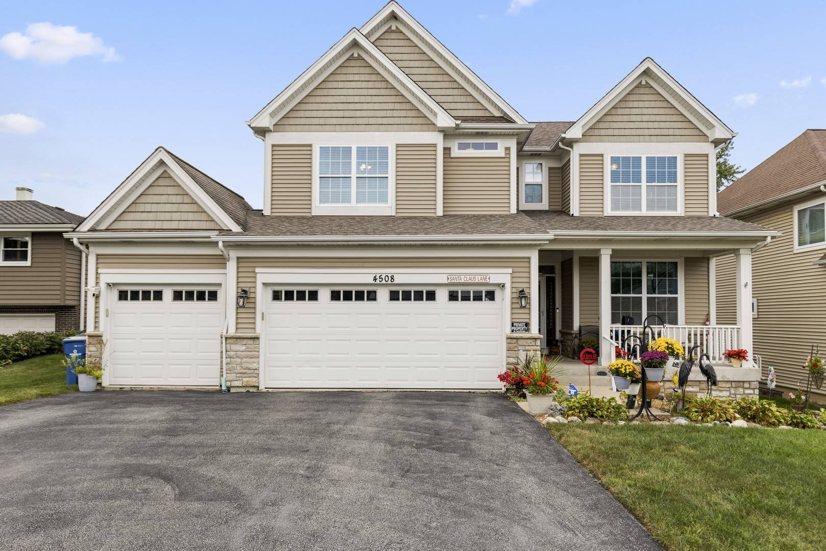 4508 Drendel RD, Downers Grove, IL 60515
