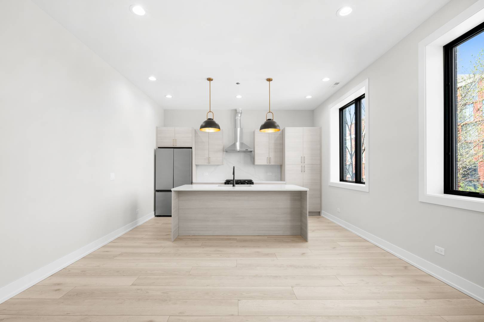 1331 W Taylor ST #3W, Chicago, IL 60607