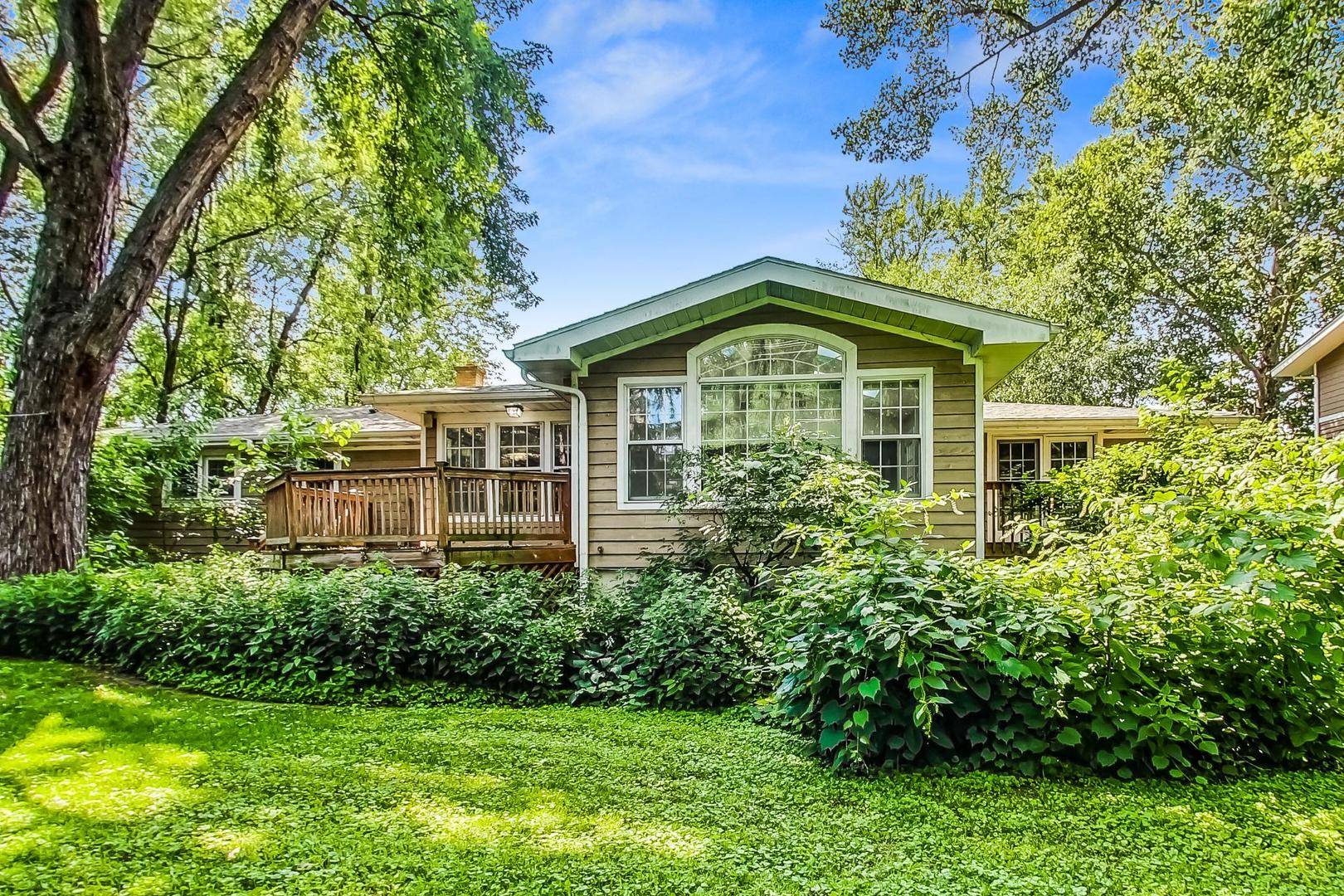 125 N Prospect AVE, Clarendon Hills, IL 60514