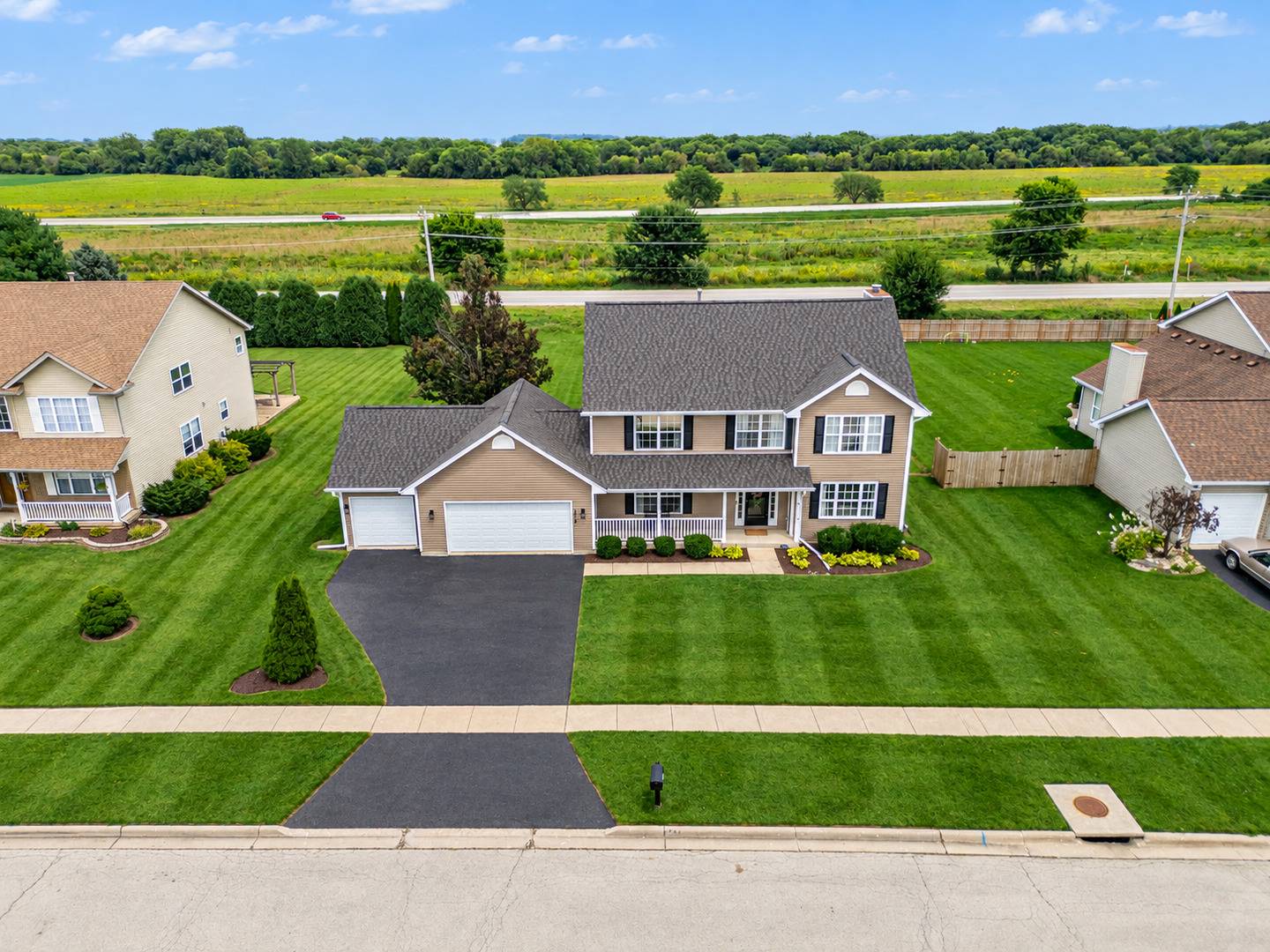 219 Bear Dusk WAY, Belvidere, IL 61008