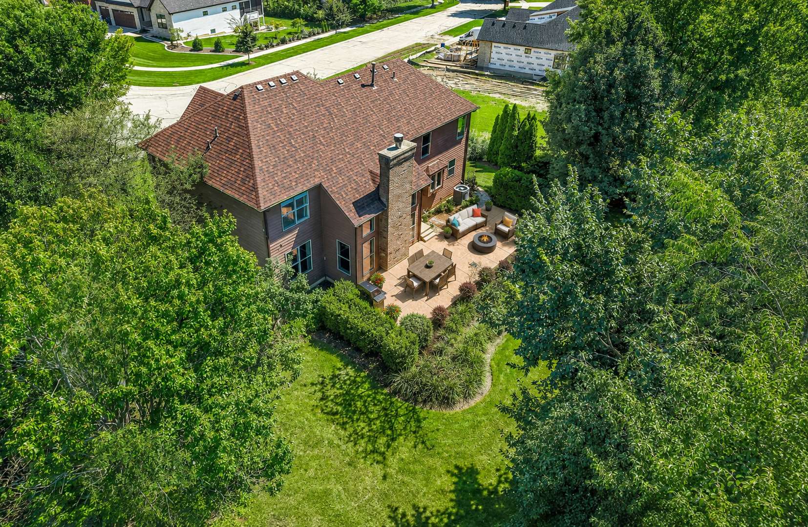 621 Sheffield CIR, Sugar Grove, IL 60554