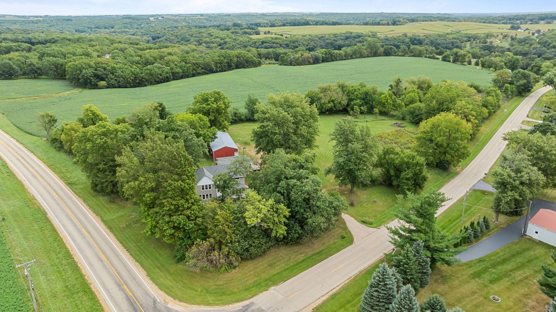 2645 N Limekiln RD, Oregon, IL 61061