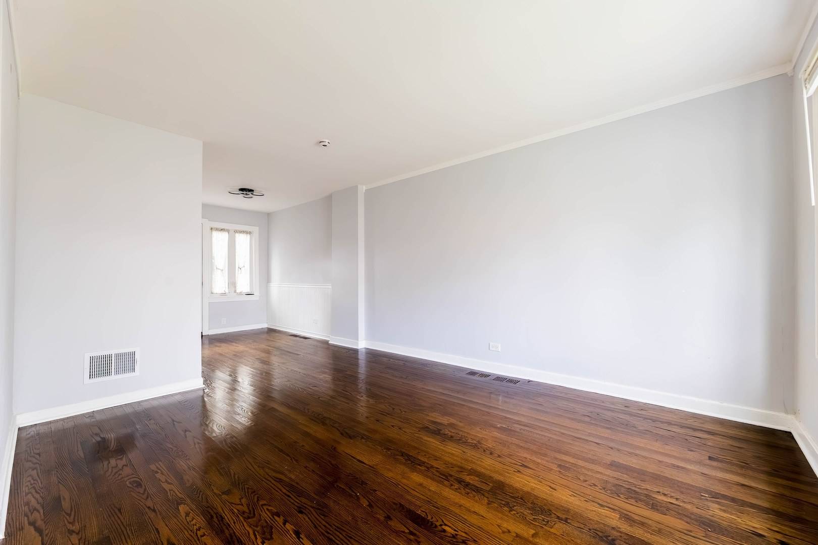 6361 S LONG AVE, Chicago, IL 60638