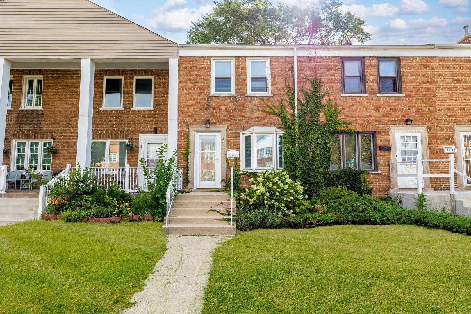6361 S LONG AVE, Chicago, IL 60638