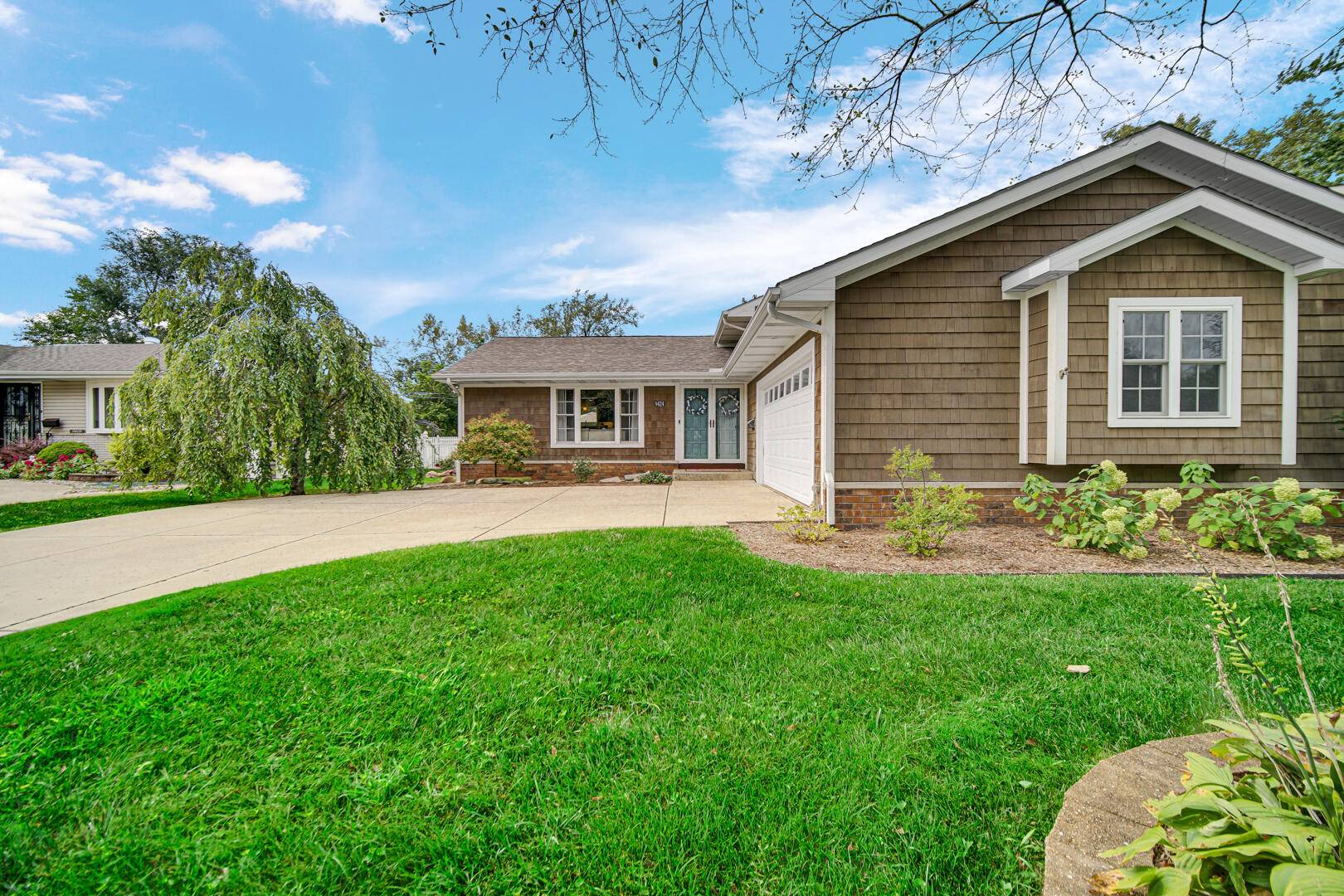 9424 Chestnut Lane, Munster, IN 46321