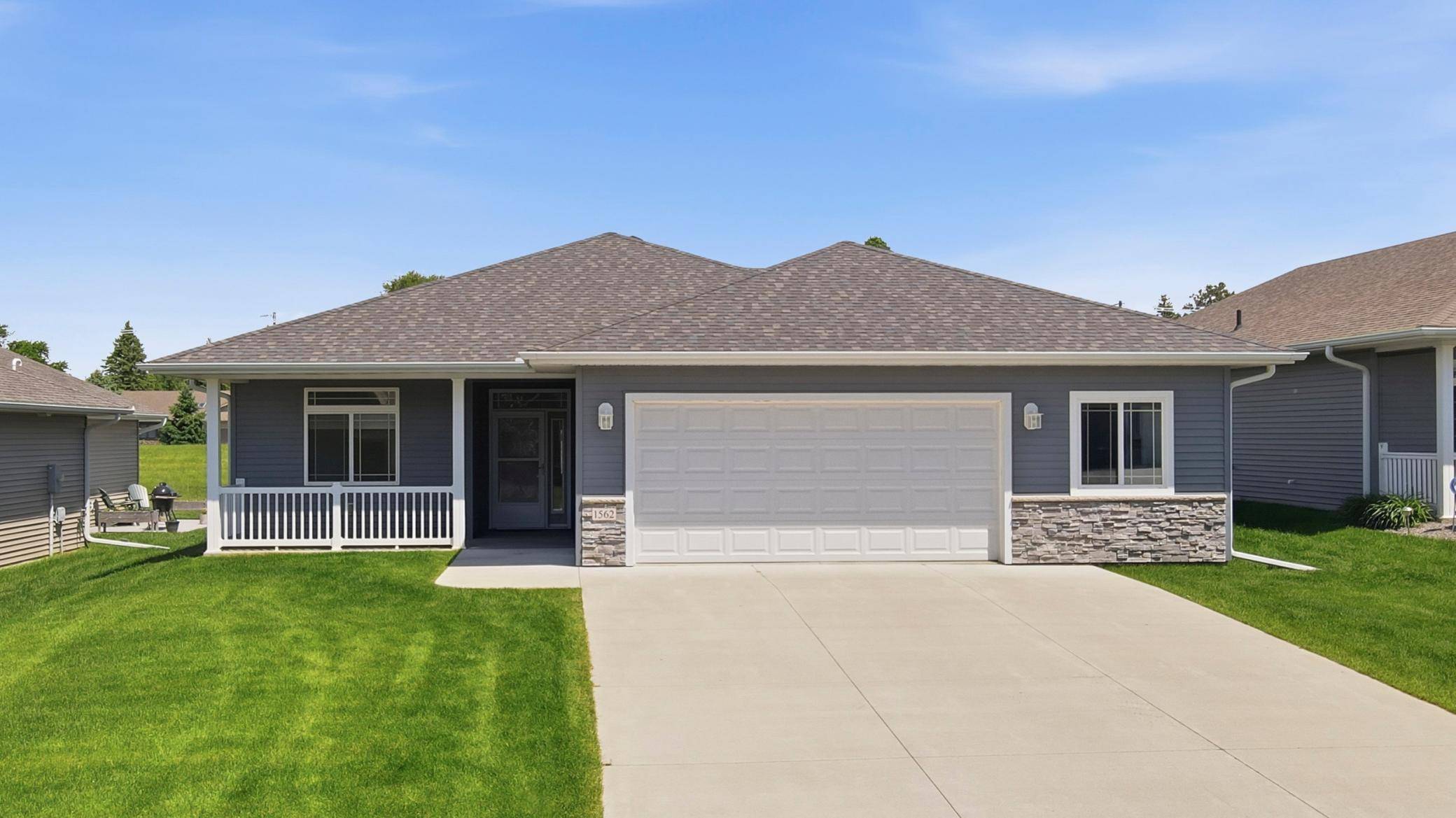 1562 Eagle Ridge ST NE, Owatonna, MN 55060