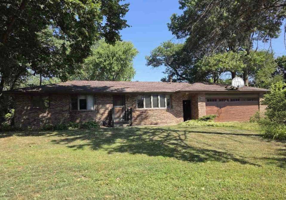 511 Ely ST NE, Fridley, MN 55432