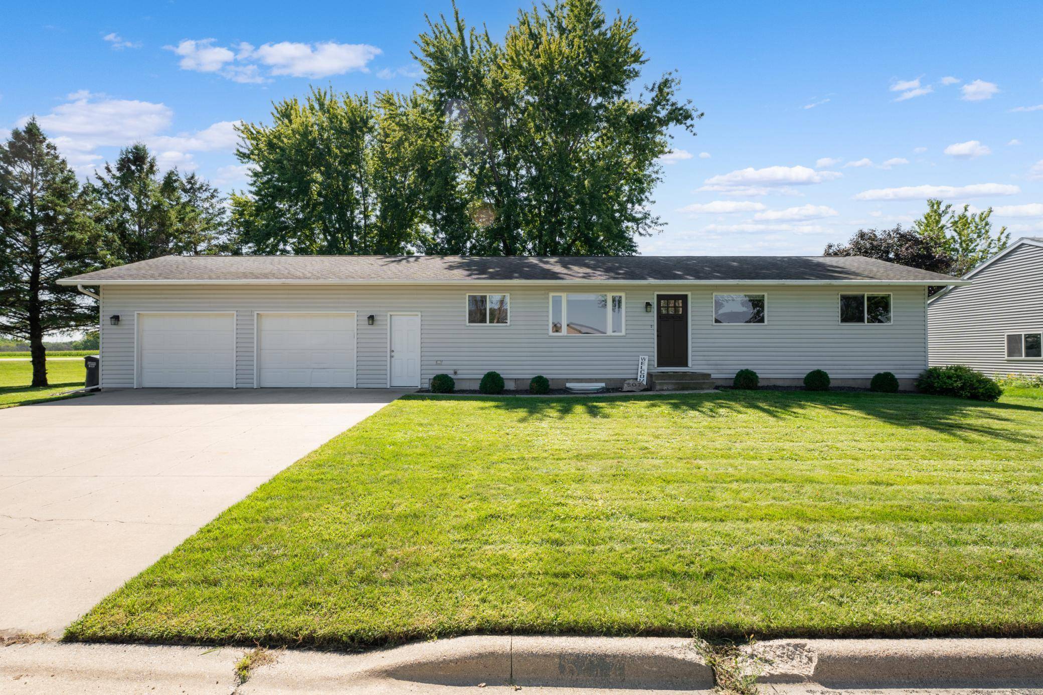 507 5th ST NE, Hayfield, MN 55940