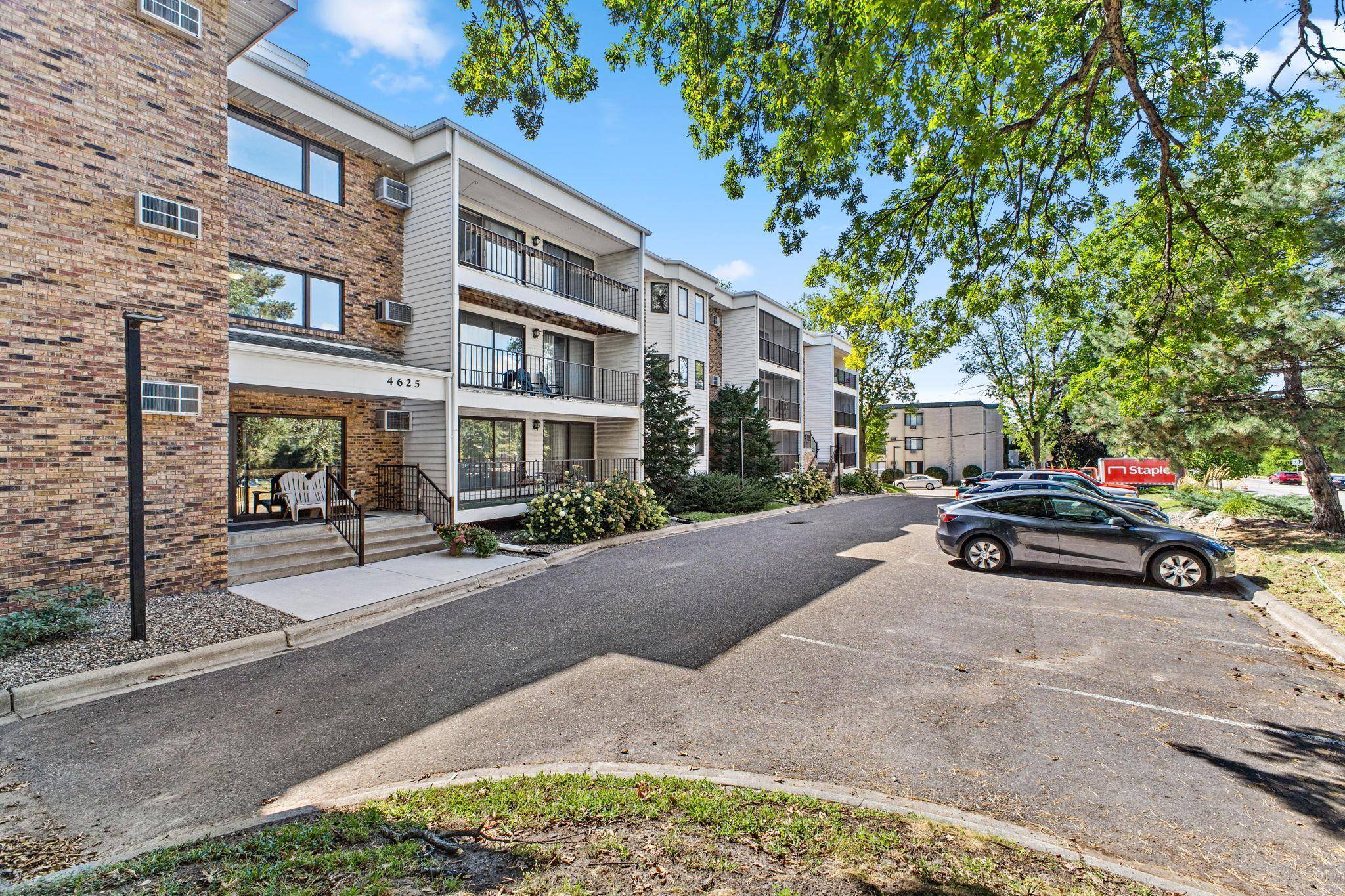 4625 Minnetonka BLVD #308, Saint Louis Park, MN 55416