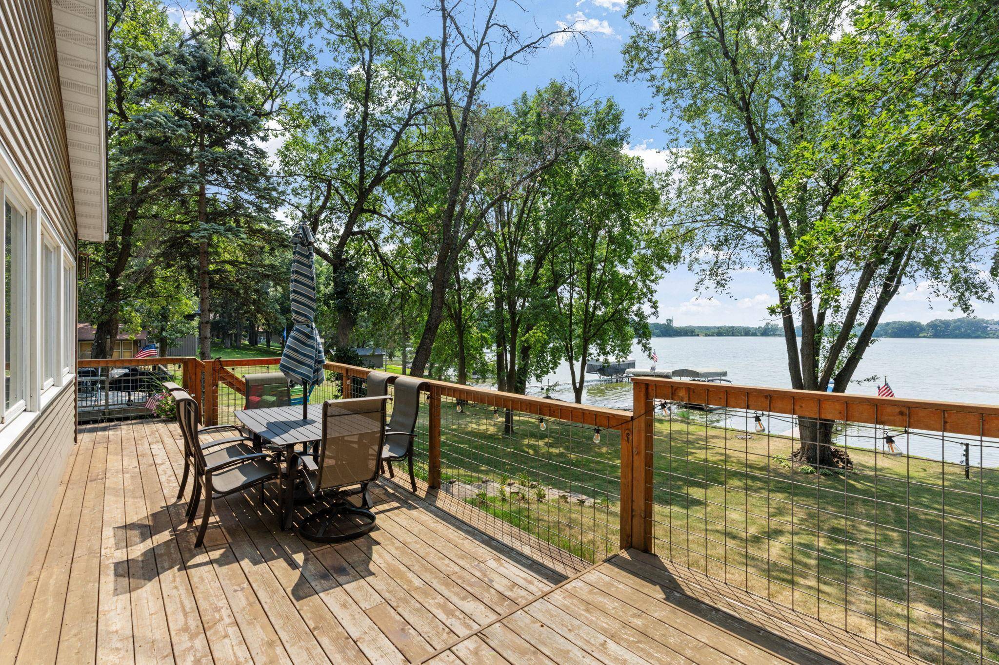11426 54th ST, Clear Lake, MN 55319
