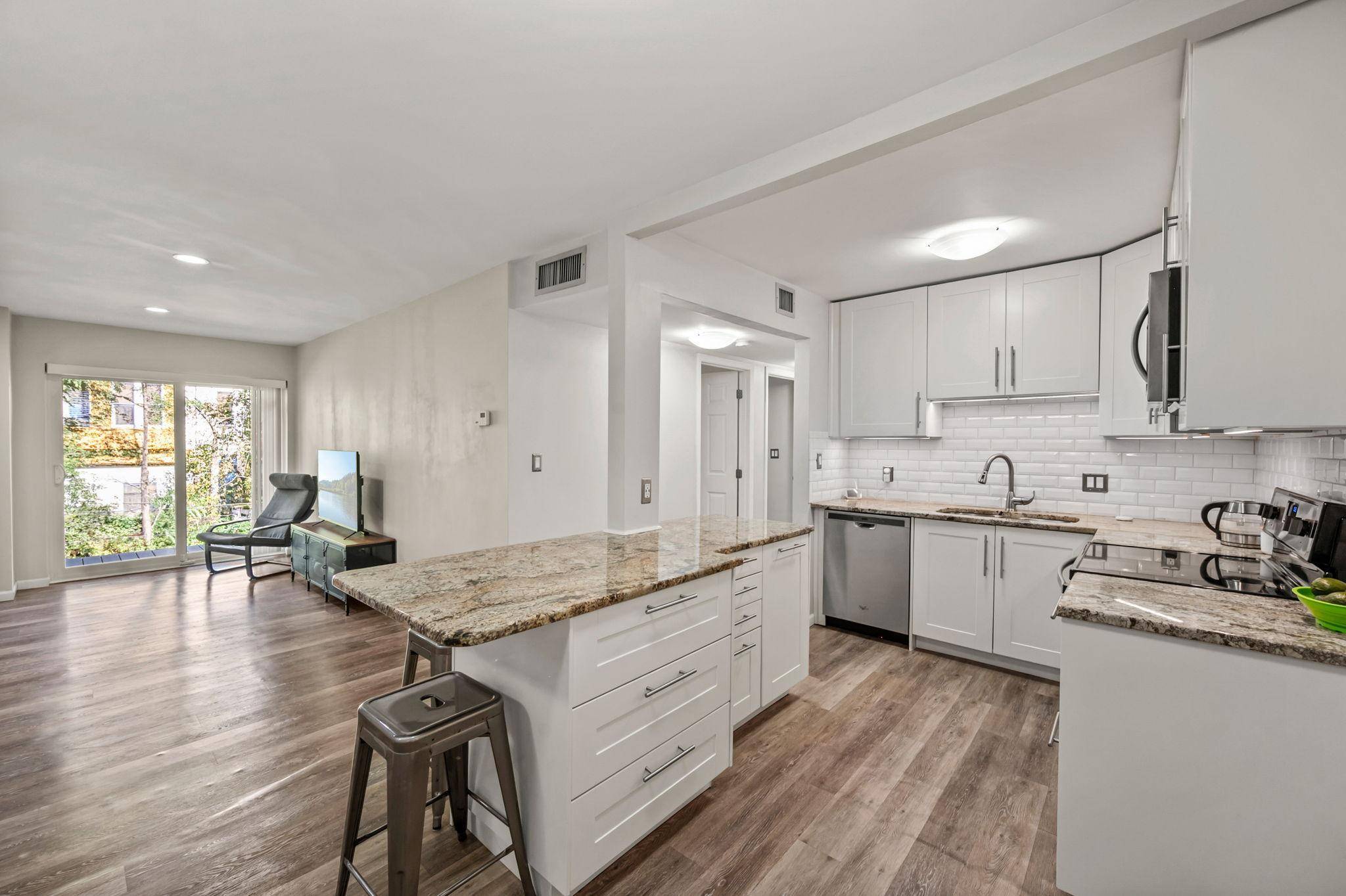 311 Pleasant AVE #509, Saint Paul, MN 55102