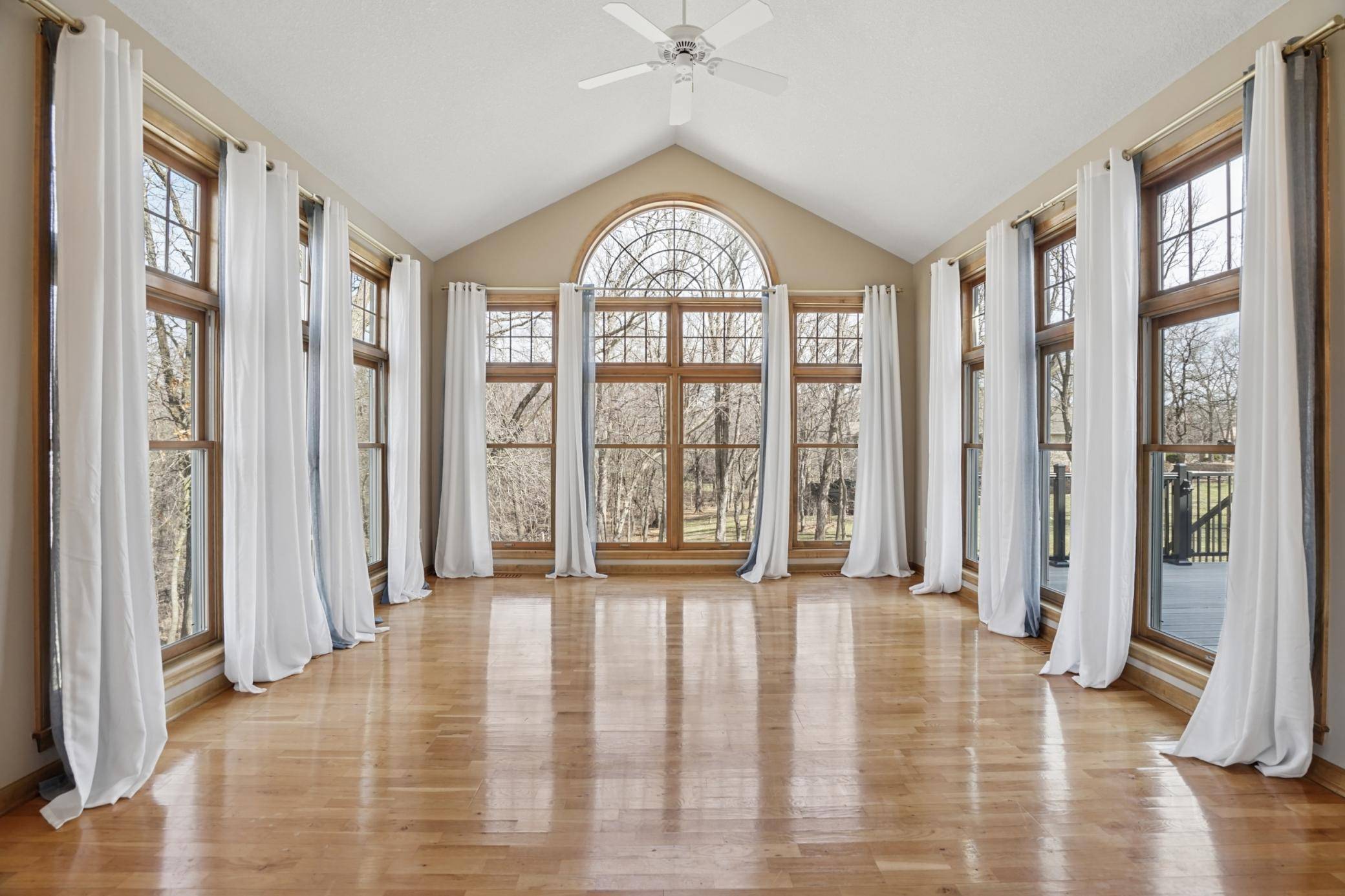 8781 Royal CT NW, Anoka, MN 55303