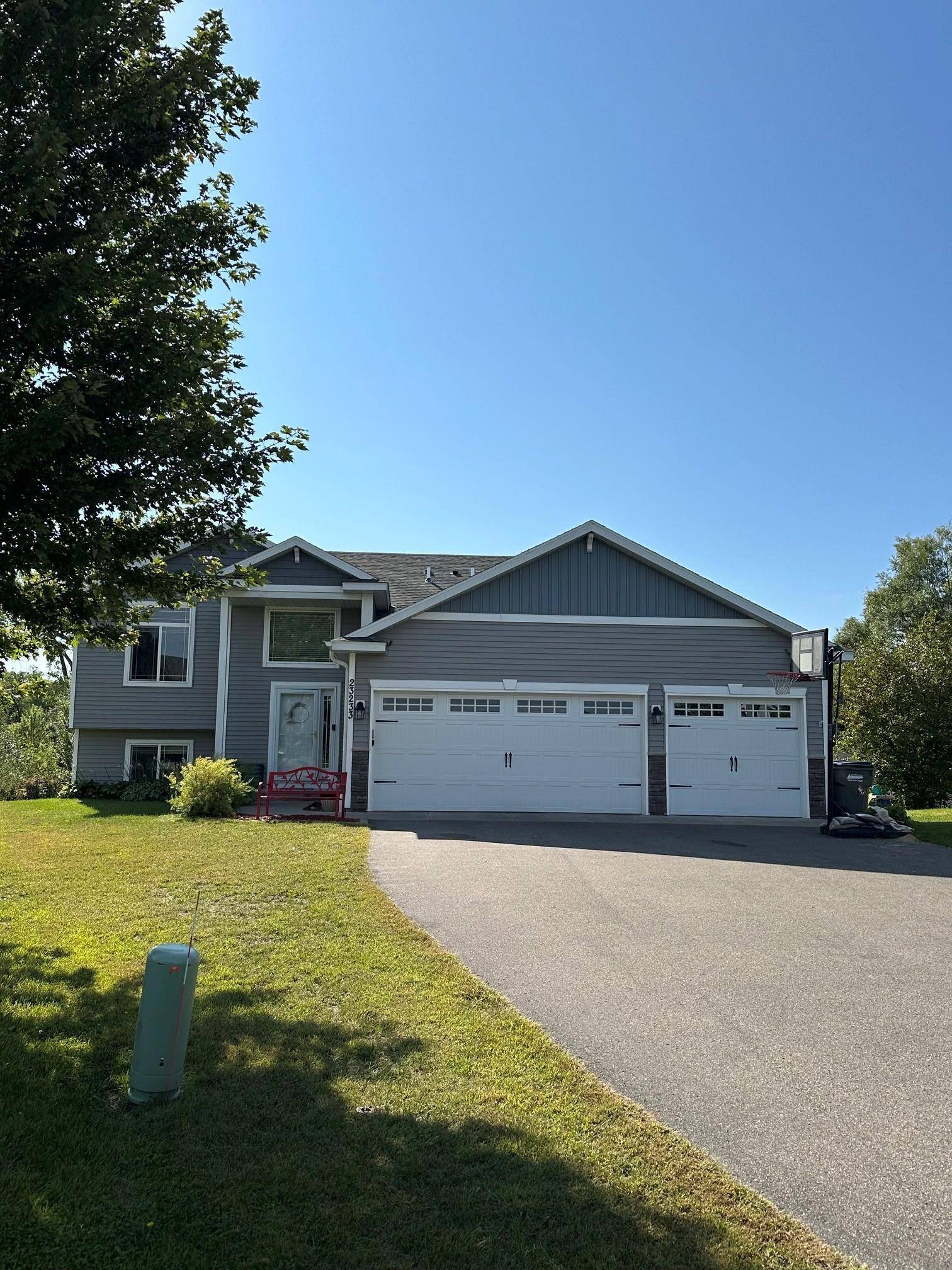23233 Vintage ST NW, Saint Francis, MN 55070
