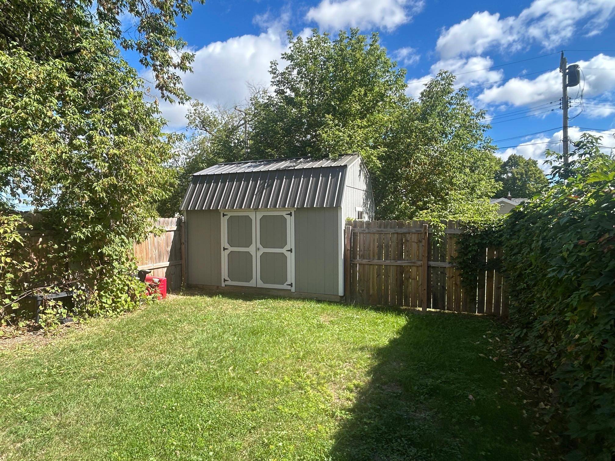822 NW 7th AVE, Grand Rapids, MN 55744