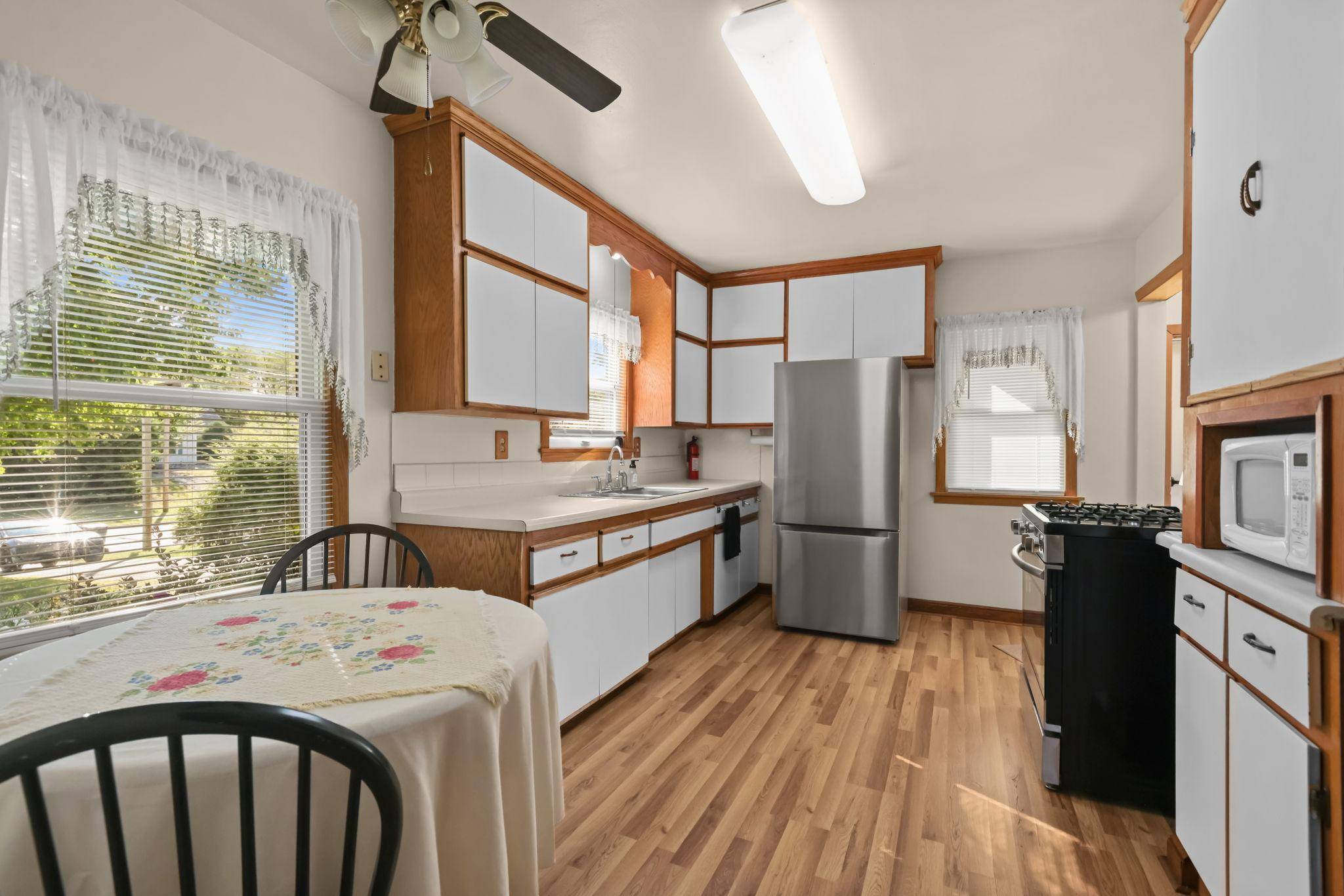 2811 Centerville RD, Little Canada, MN 55117