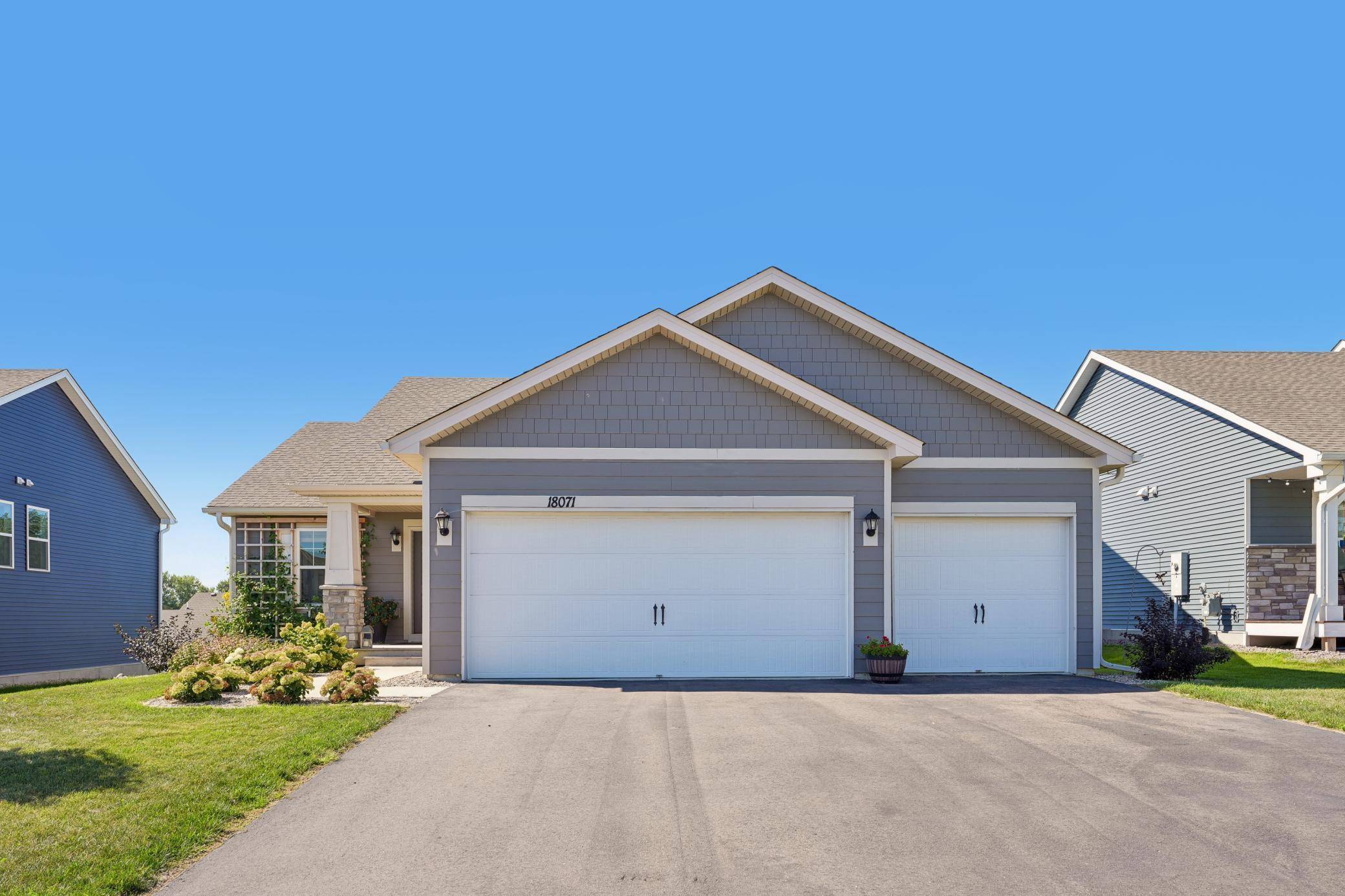 18071 Heirloom CT, Lakeville, MN 55044