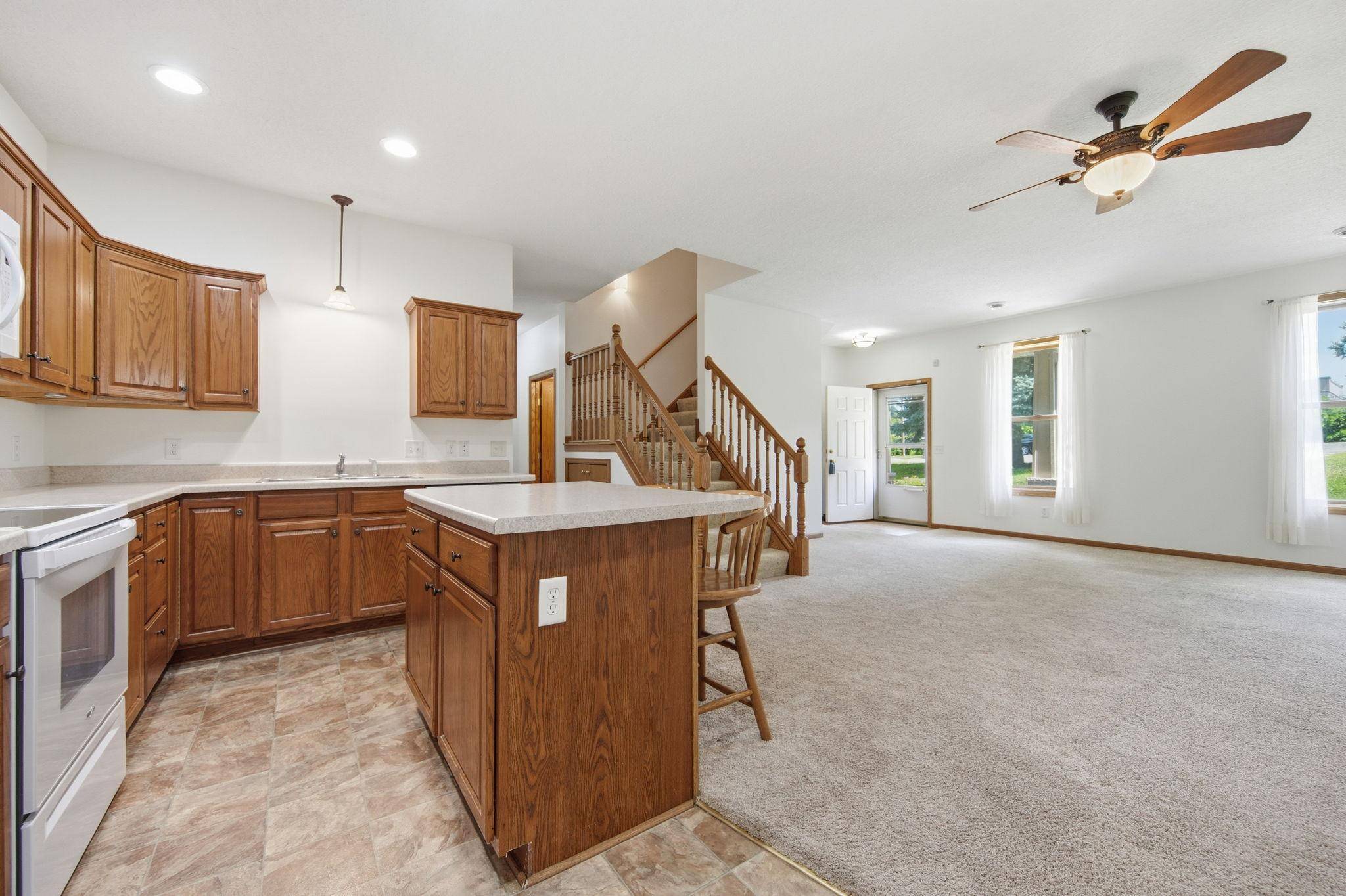 797 Parkside LN, Columbia Heights, MN 55421