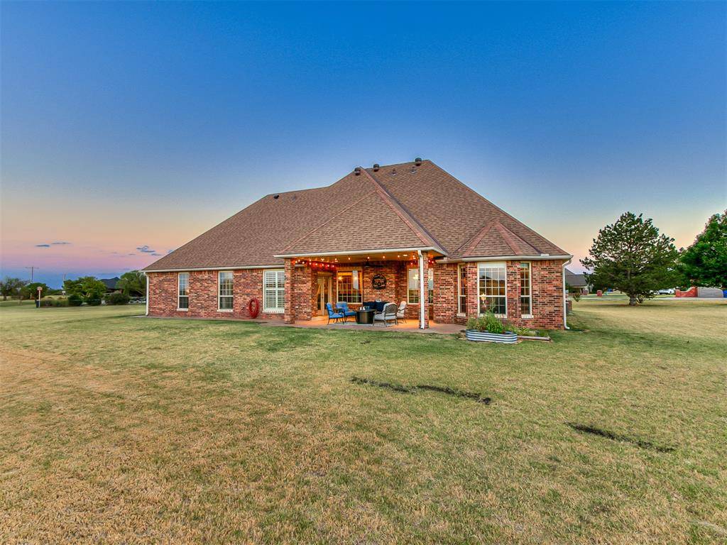 6255 Cedar Farm RD, Edmond, OK 73025