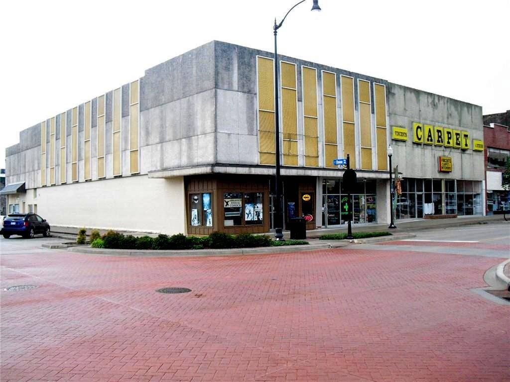 121 E Main ST, Shawnee, OK 74801