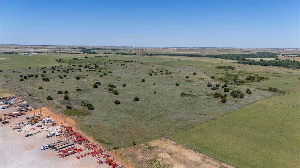 1 N 2440 RD, Weatherford, OK 73096