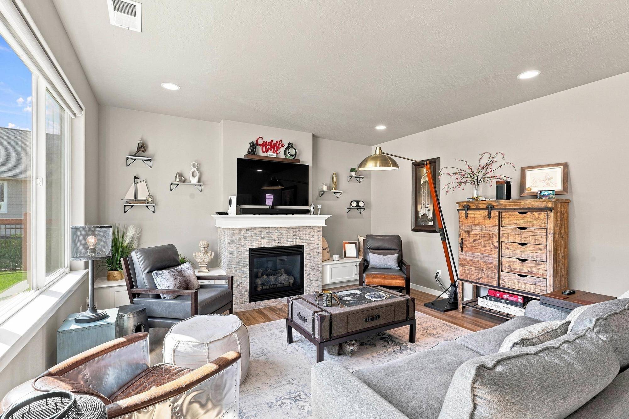 9302 N Linden Ln, Spokane, WA 99208