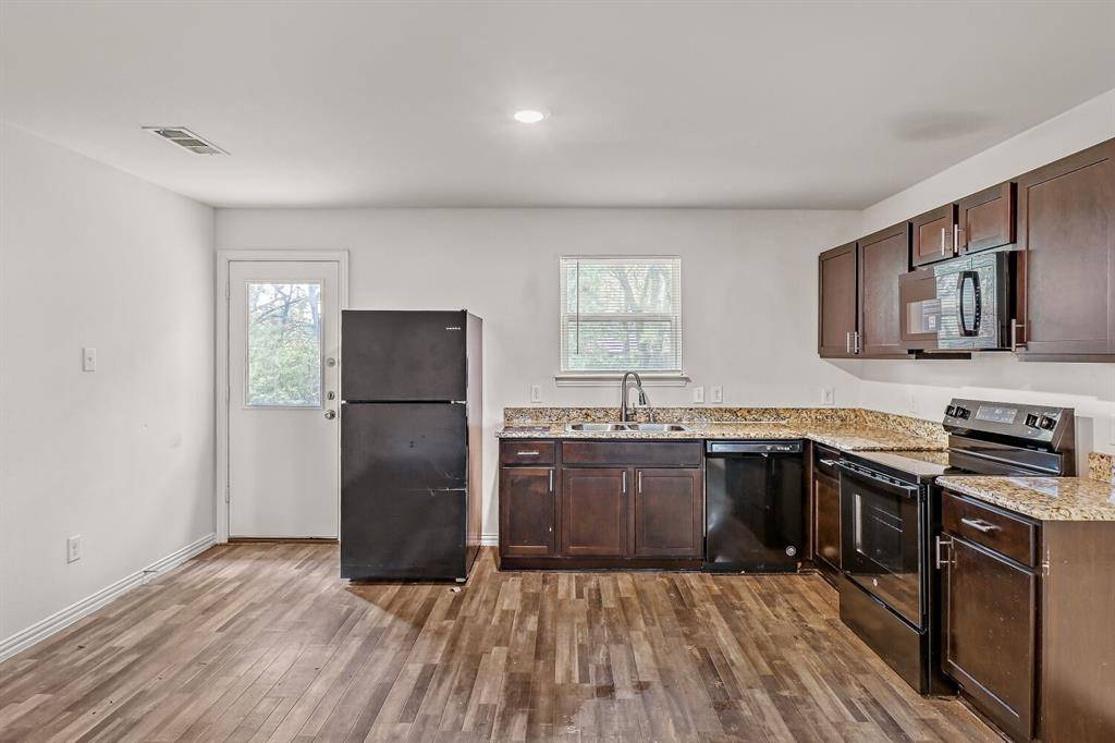 5336 Cottey Street, Fort Worth, TX 76105