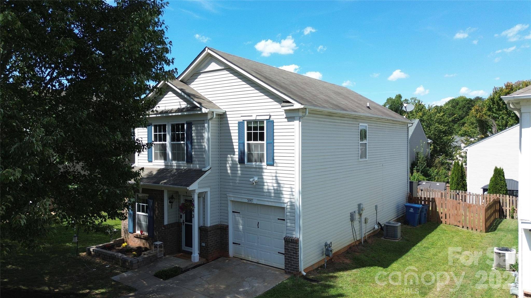 5243 Swearngan RD, Charlotte, NC 28216
