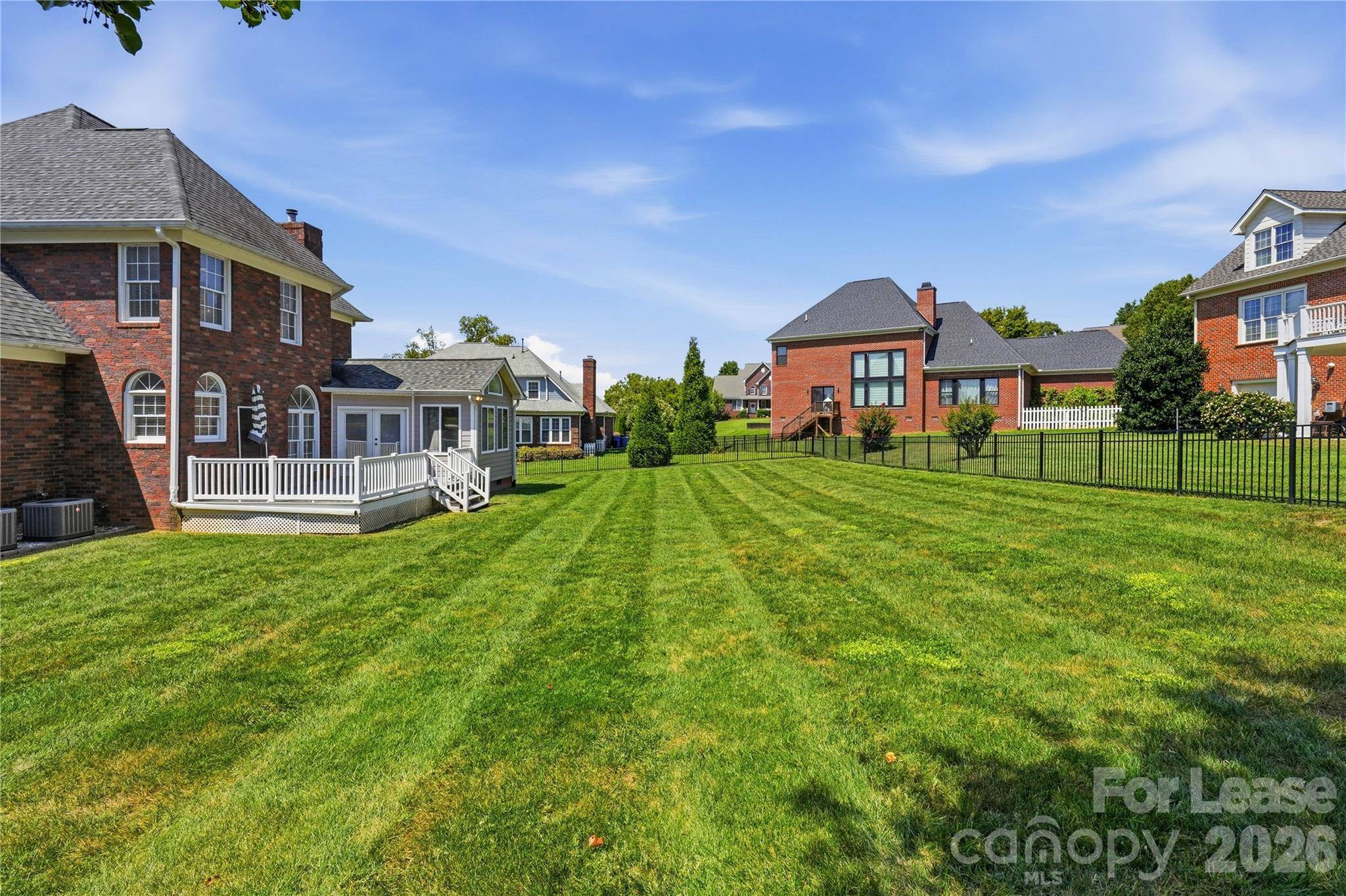 182 E Tattersall DR, Statesville, NC 28677