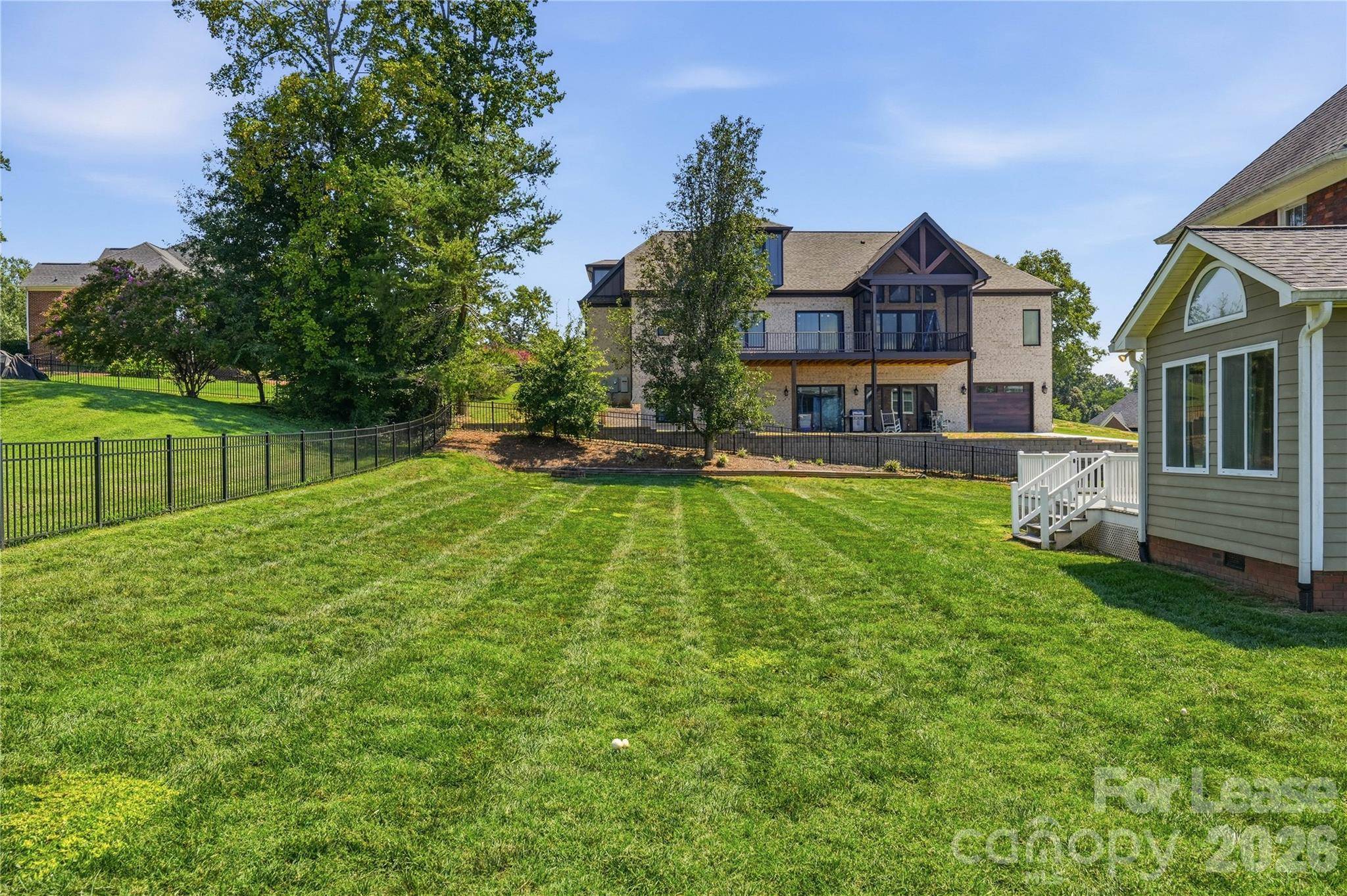 182 E Tattersall DR, Statesville, NC 28677