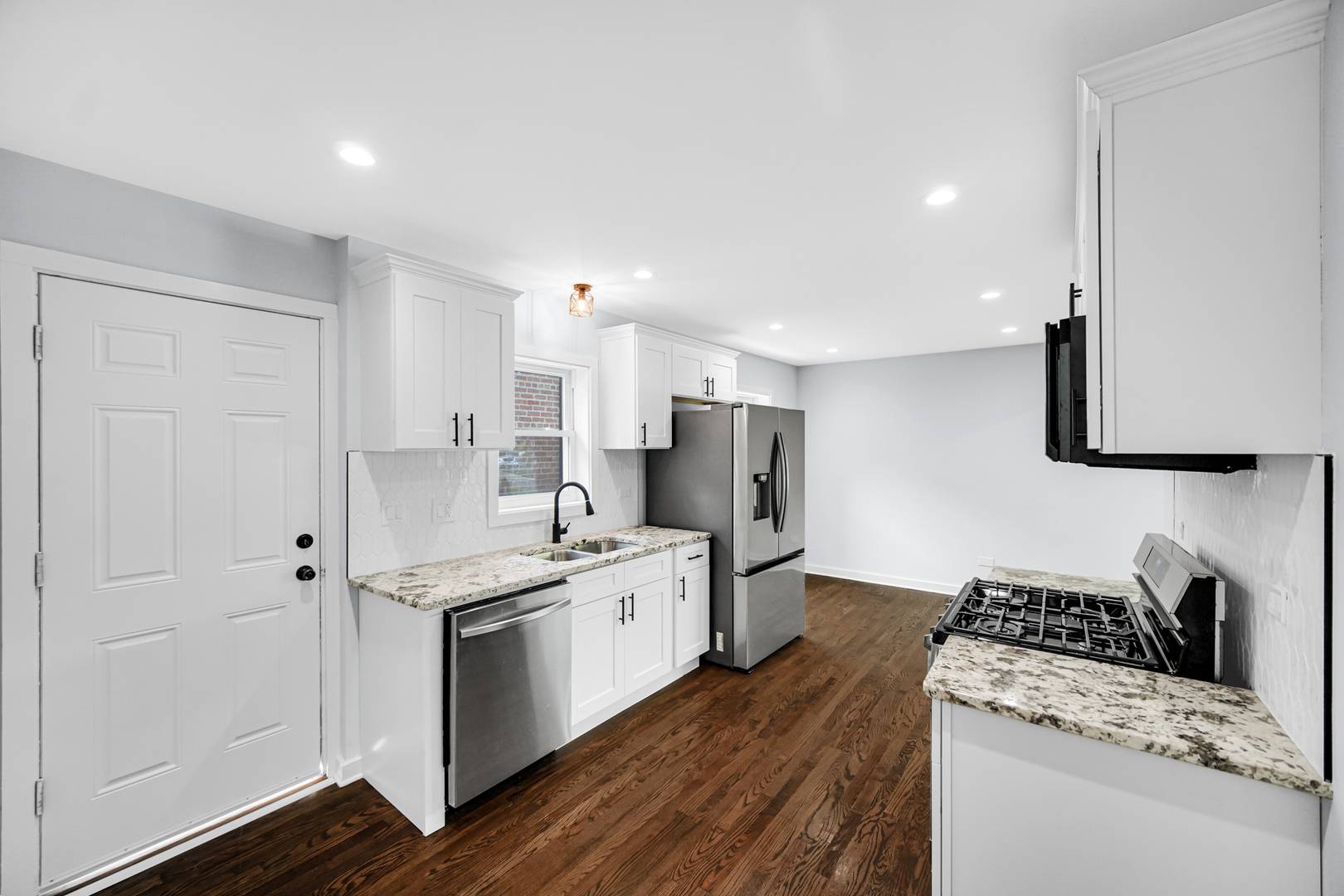 15041 Irving AVE, Dolton, IL 60419