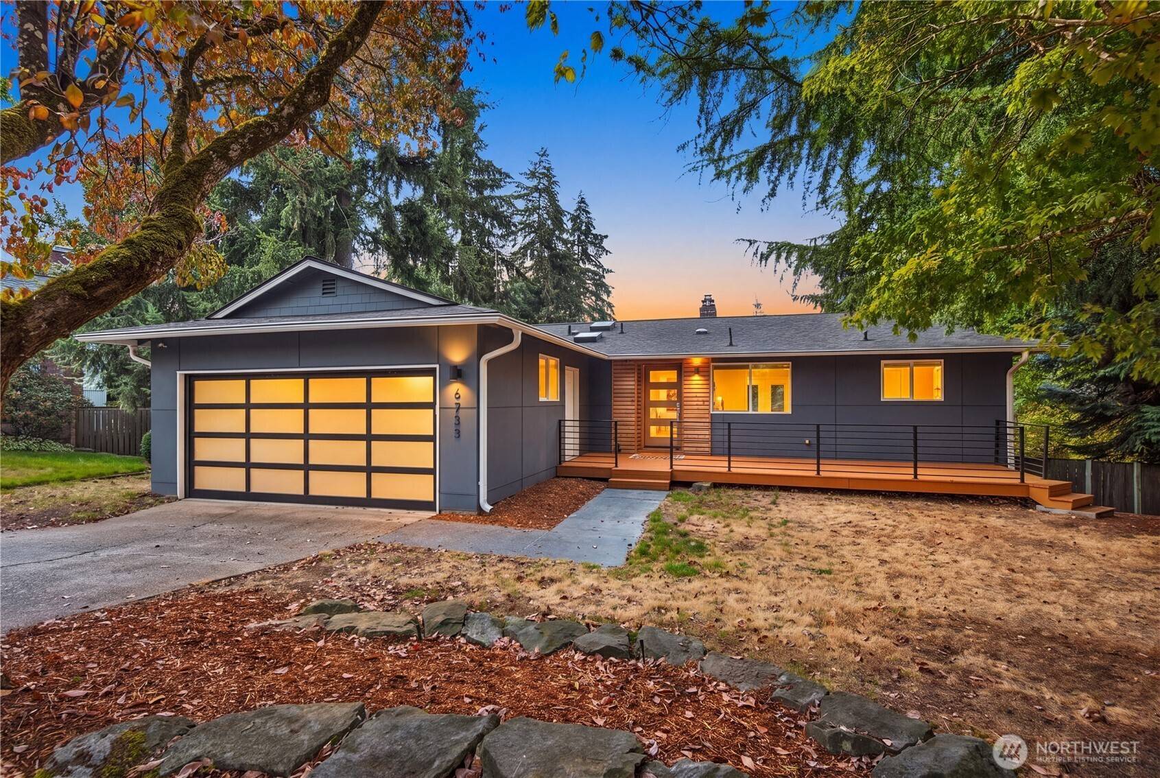 6733 121st AVE SE, Bellevue, WA 98006