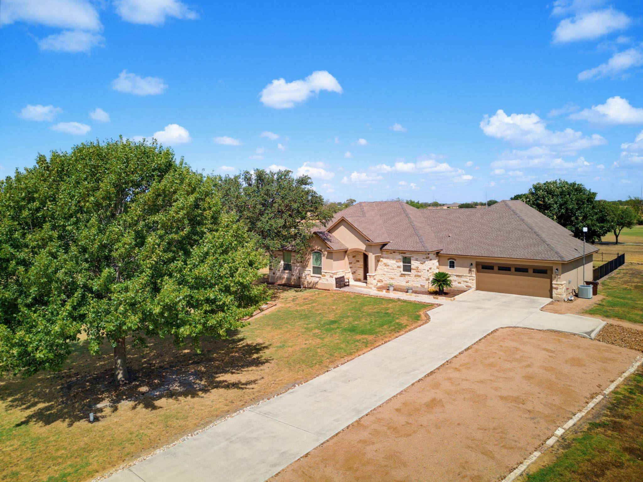 156 Private Road 4666 DR, Castroville, TX 78009
