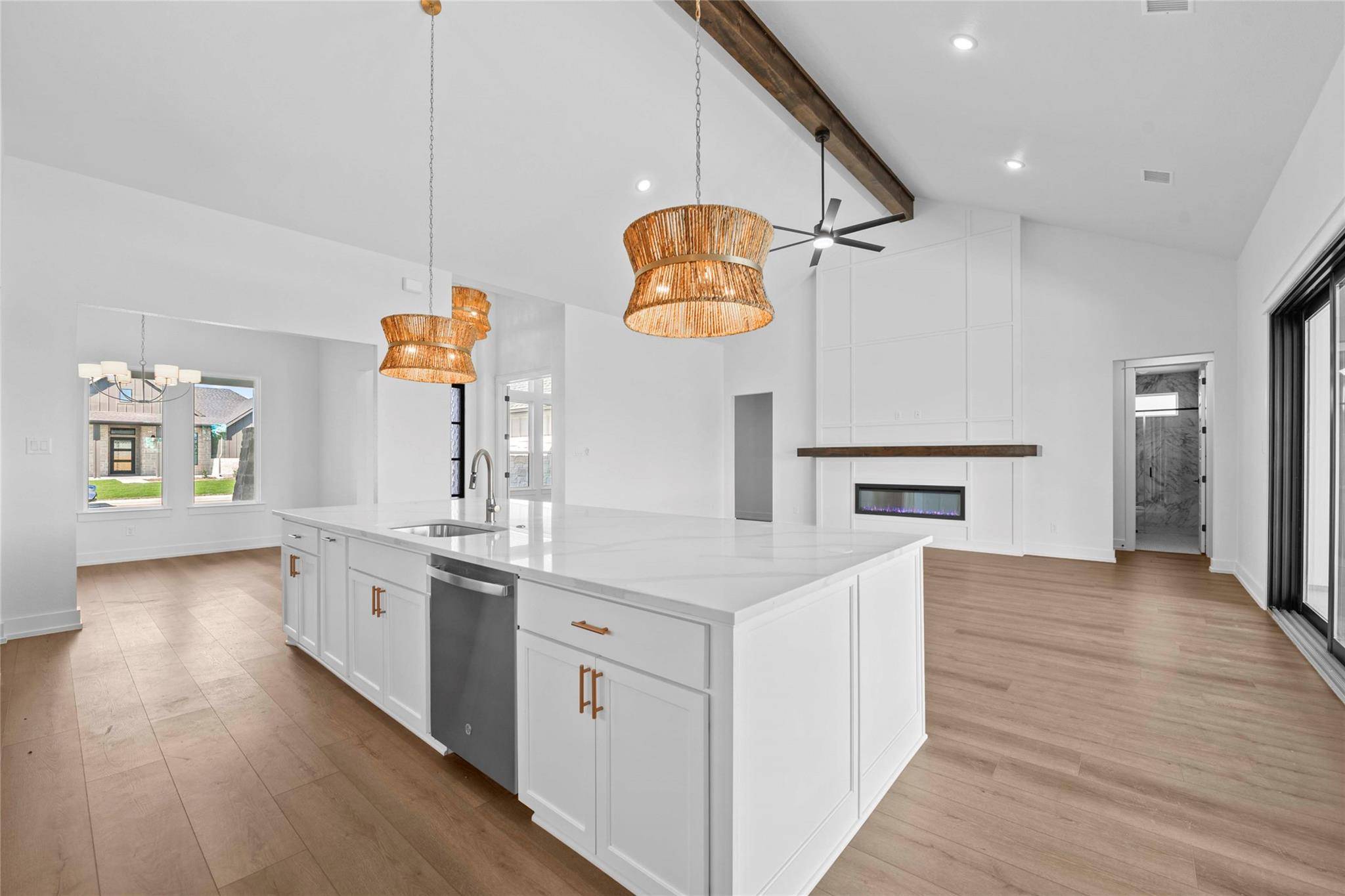 6774 Kings Mill DR, Salado, TX 76571