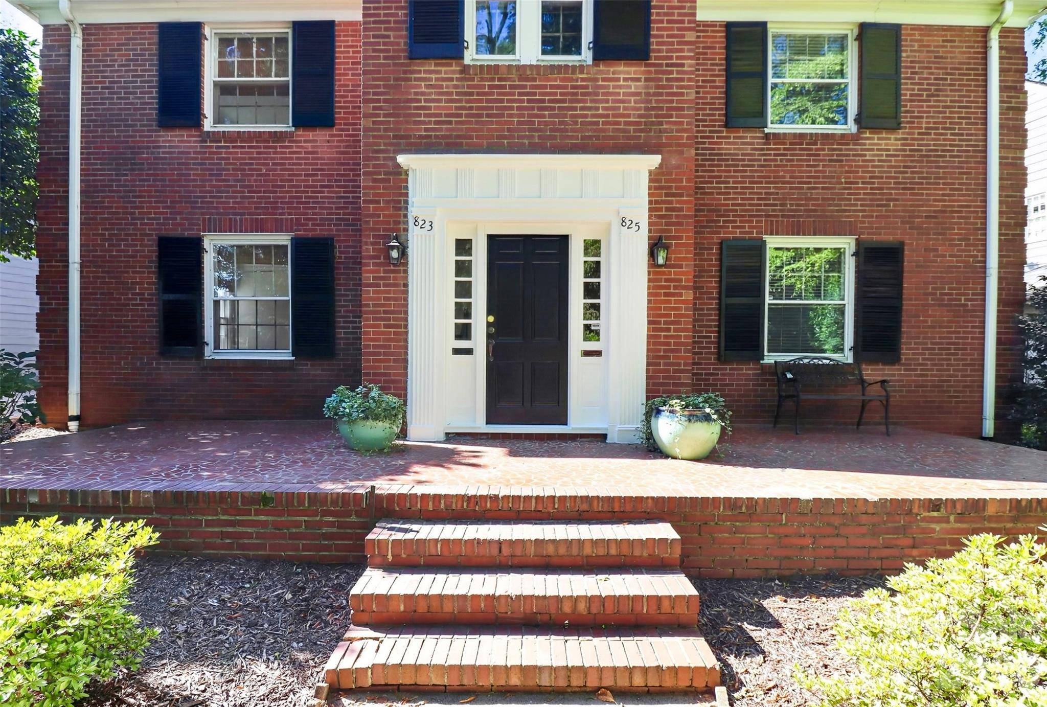 823-825 Henley PL, Charlotte, NC 28207