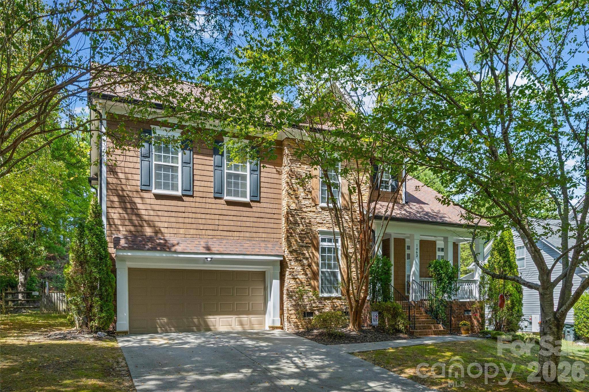 1063 Hunters Run DR, Tega Cay, SC 29708