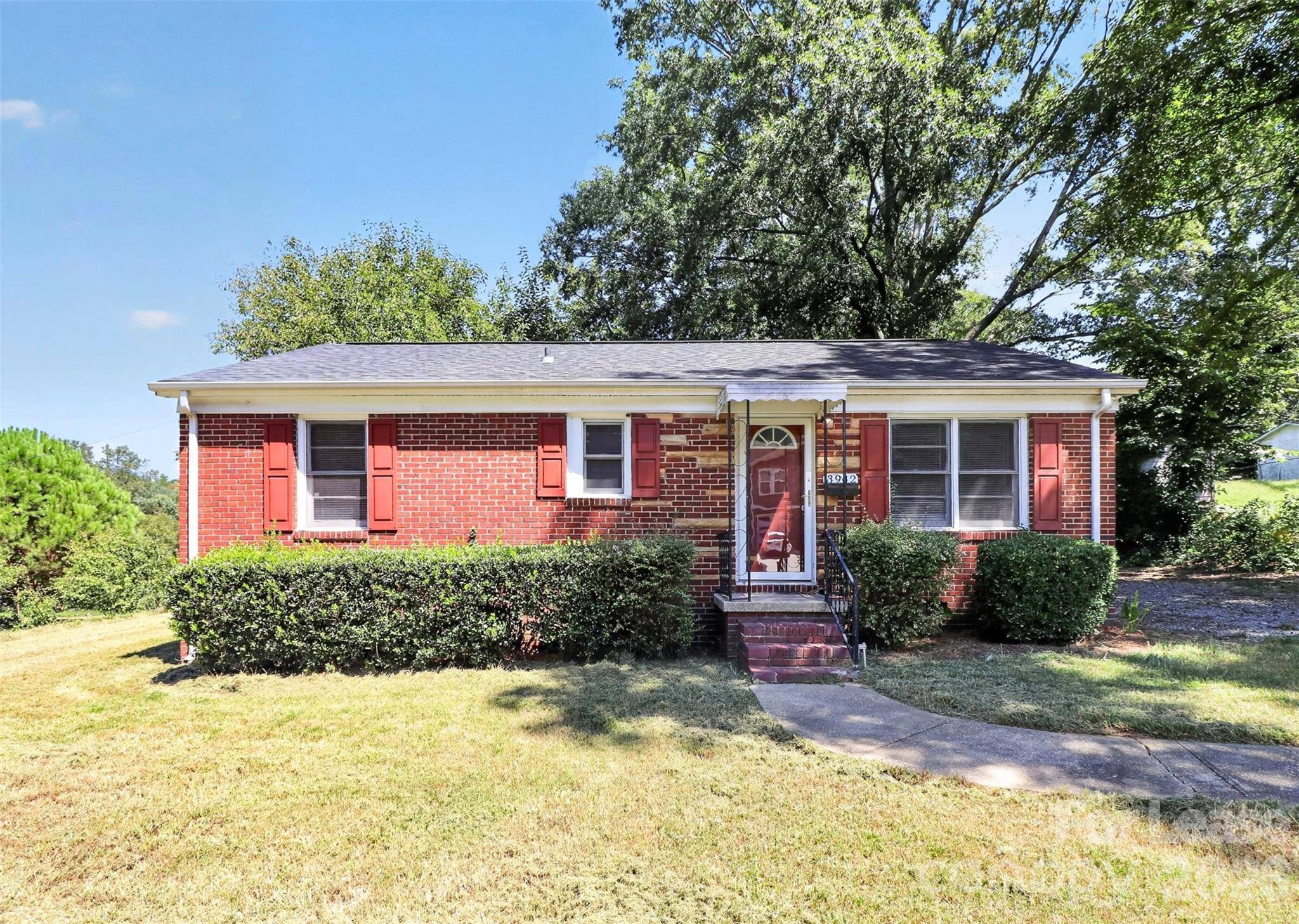3942 Tillman RD, Charlotte, NC 28208