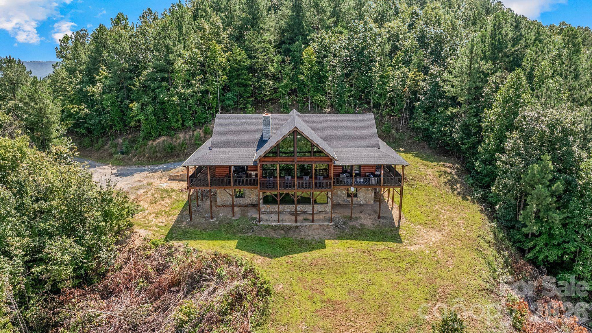 84 Mountain Top DR, Marion, NC 28752