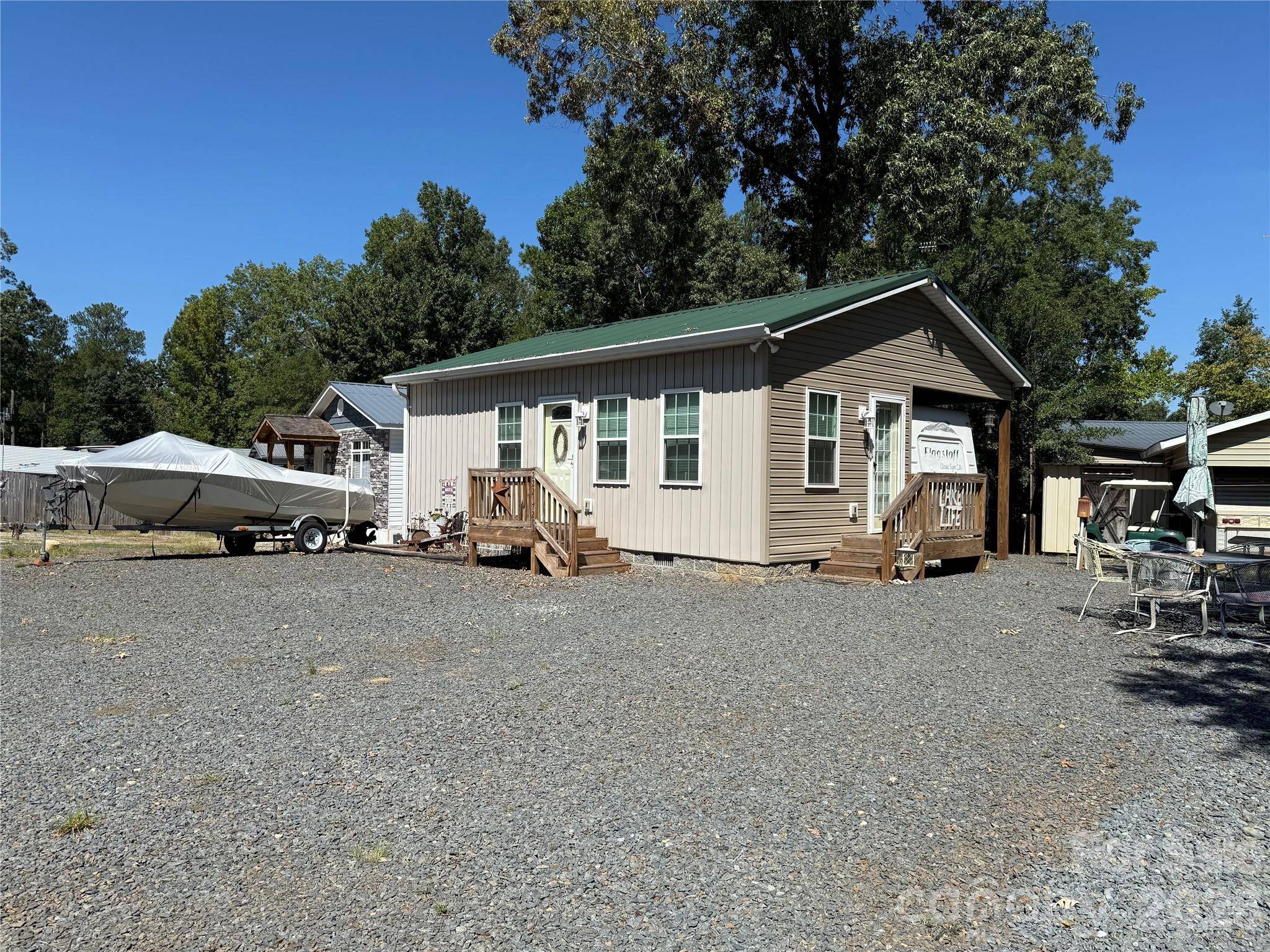 222 Lake Tillery TRL #C72, Mount Gilead, NC 27306