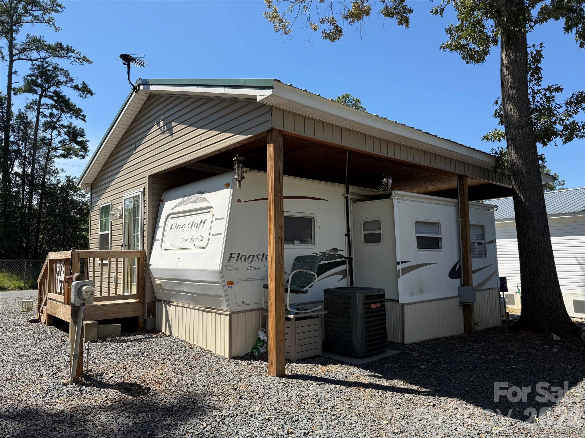 222 Lake Tillery TRL #C72, Mount Gilead, NC 27306