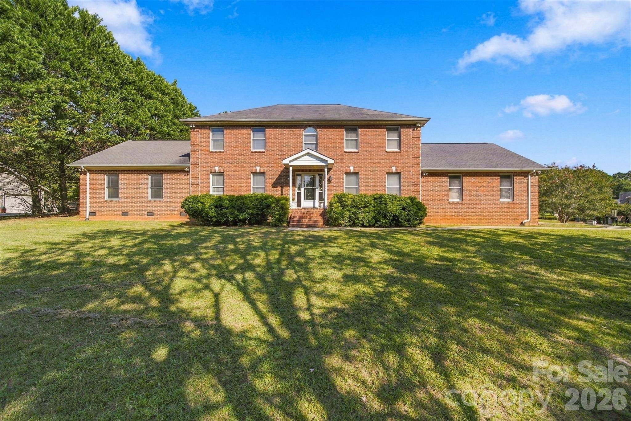 4131 Wandering LN NE, Hickory, NC 28601