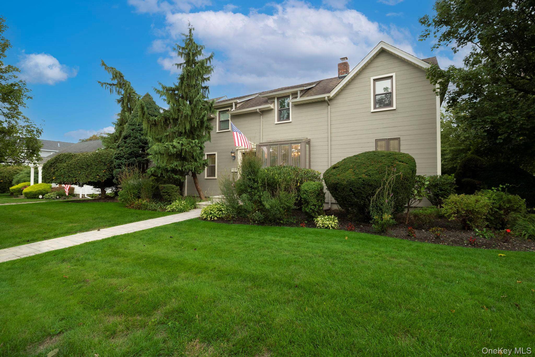 3186 William ST, Wantagh, NY 11793